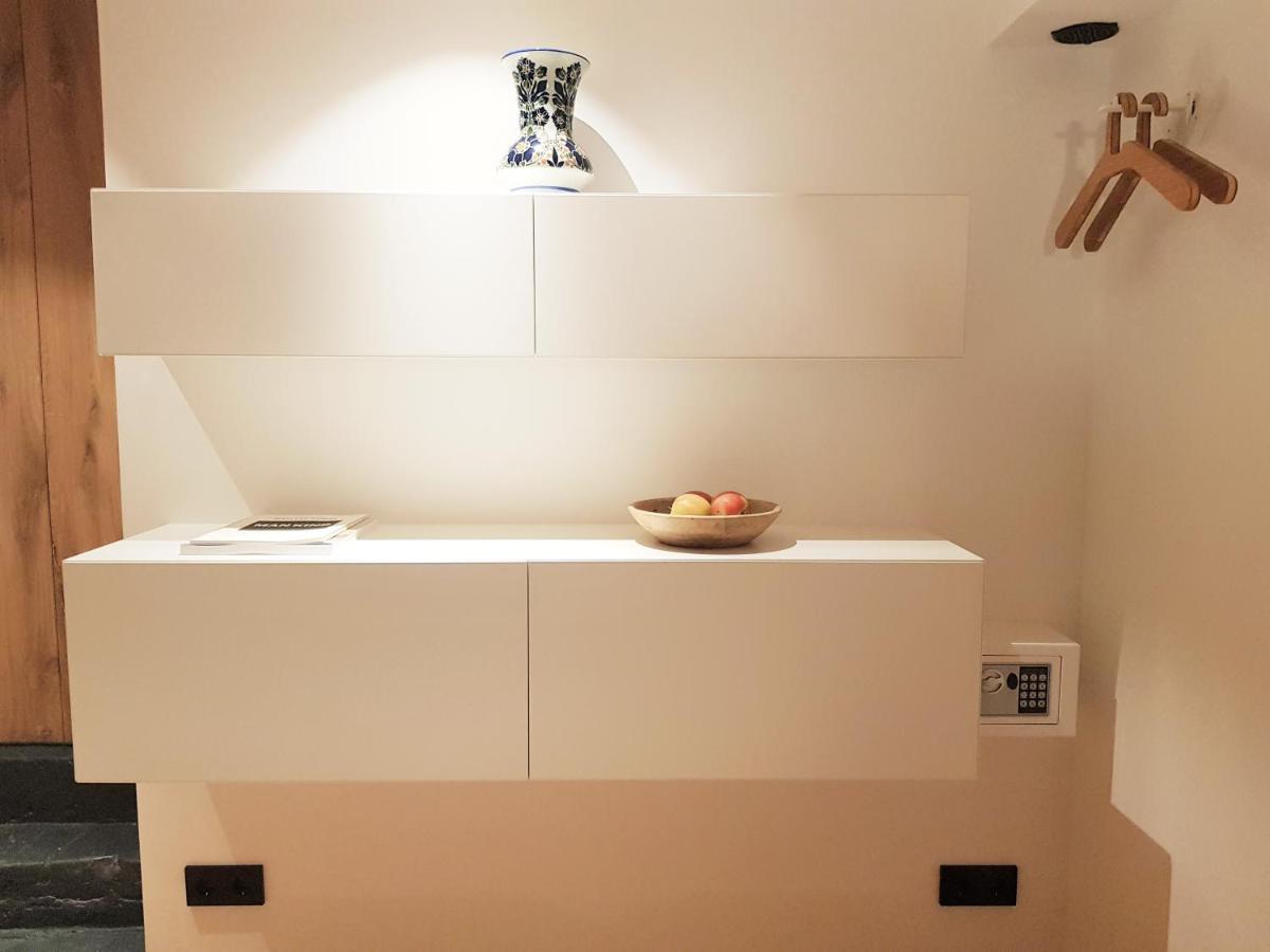アムステルダム 23 Sous Bed & Breakfast エクステリア 写真